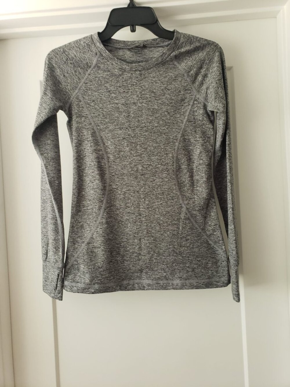 EDDIE BAUER ACTIVE TOP SIZE XS